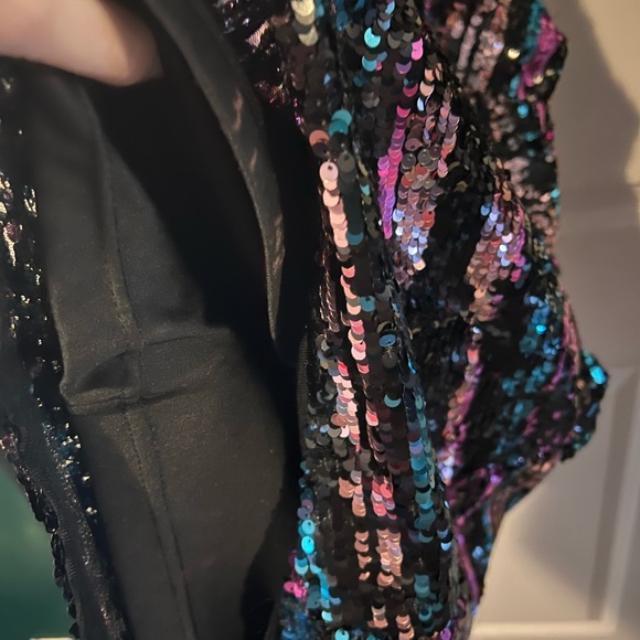 Gorgeous sequin party dress - Picture 5 of 7